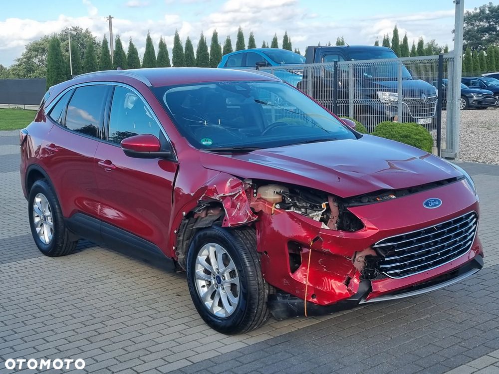 Ford Kuga 1.5 EcoBoost TITANIUM - 2