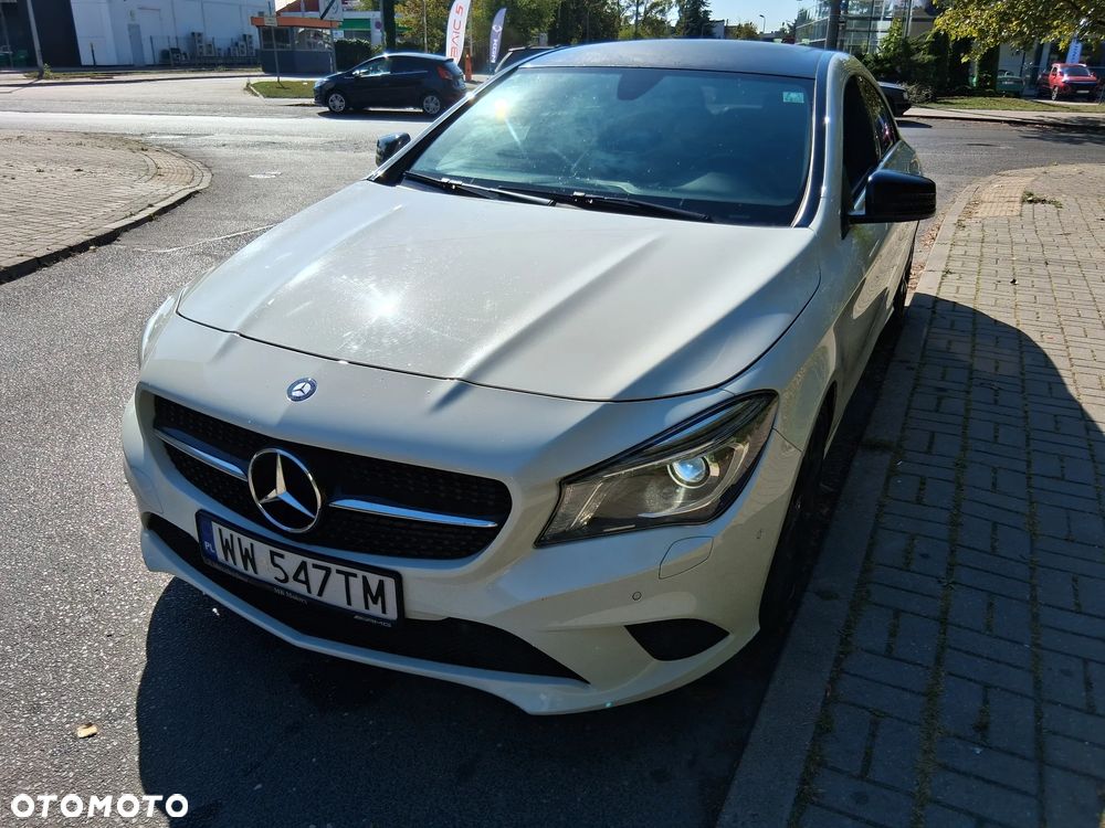 Mercedes-Benz CLA 200 7G-DCT - 13