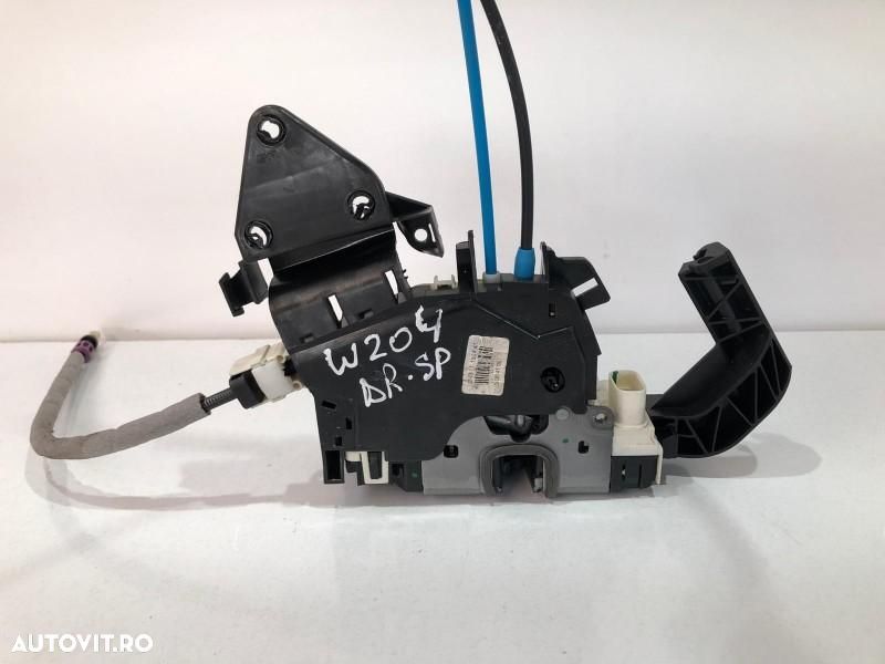 Broasca usa dreapta spate a2047303635 Mercedes-Benz C-Class W204/S204 - 1