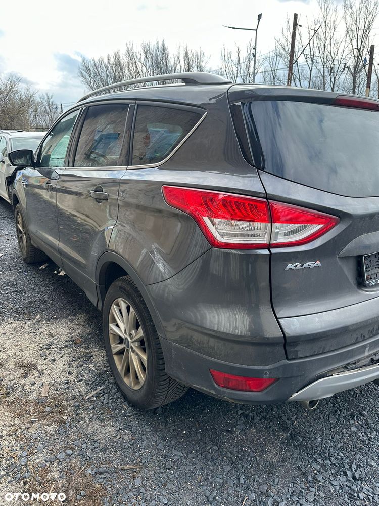 Ford Kuga 2.0 TDCi 4x4 Titanium - 22
