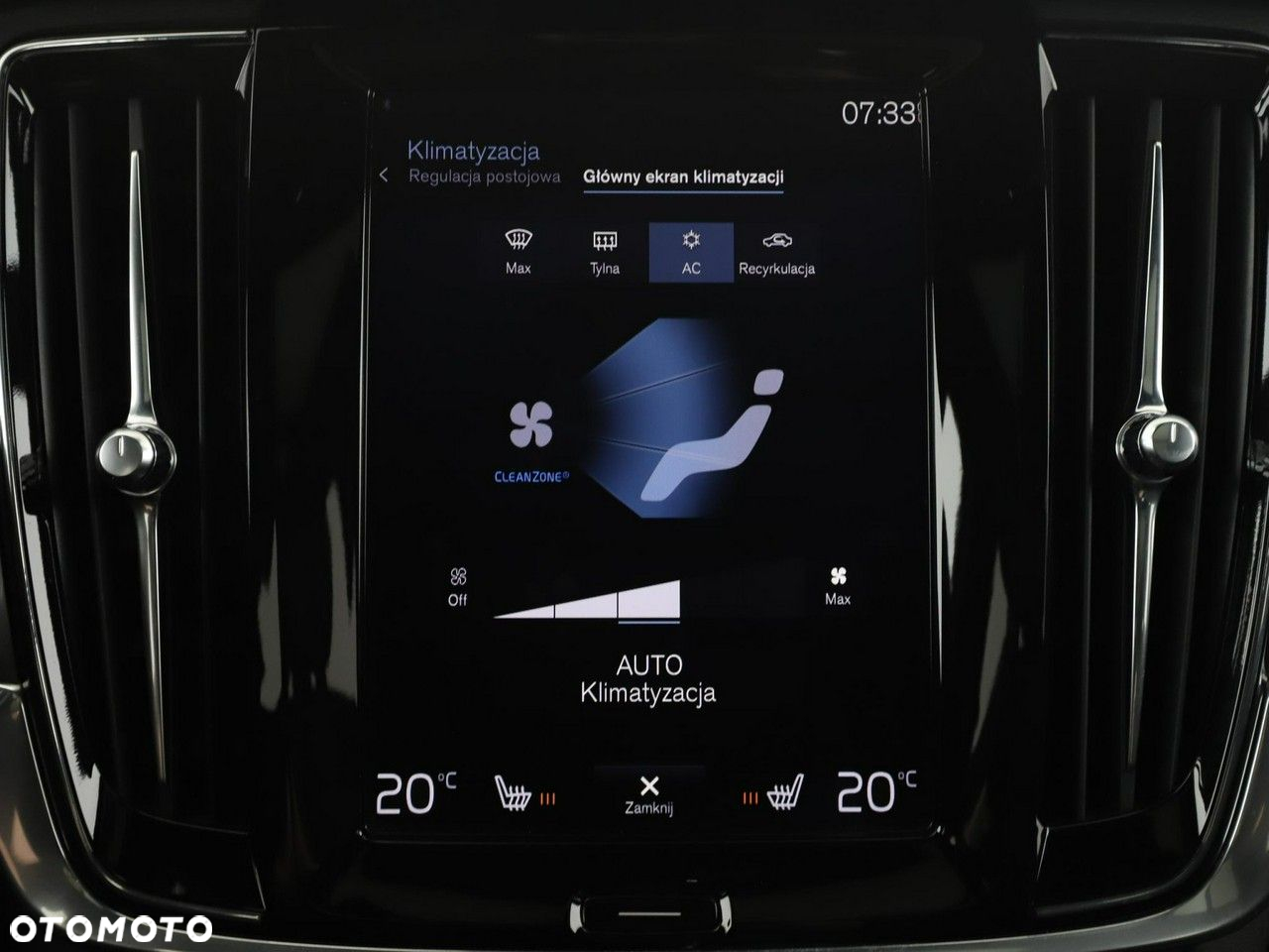 Volvo V90 D4 AWD Momentum - 28