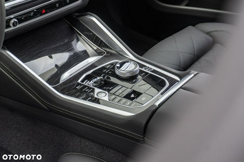 BMW X6 - 18