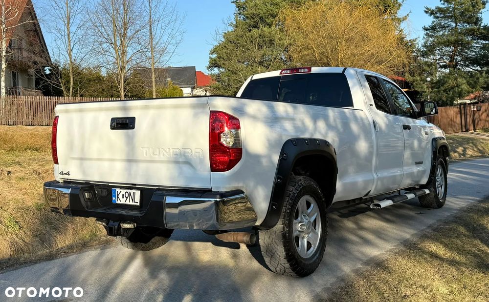 Toyota Tundra 5.7 4x4 Double Cab Limited - 8