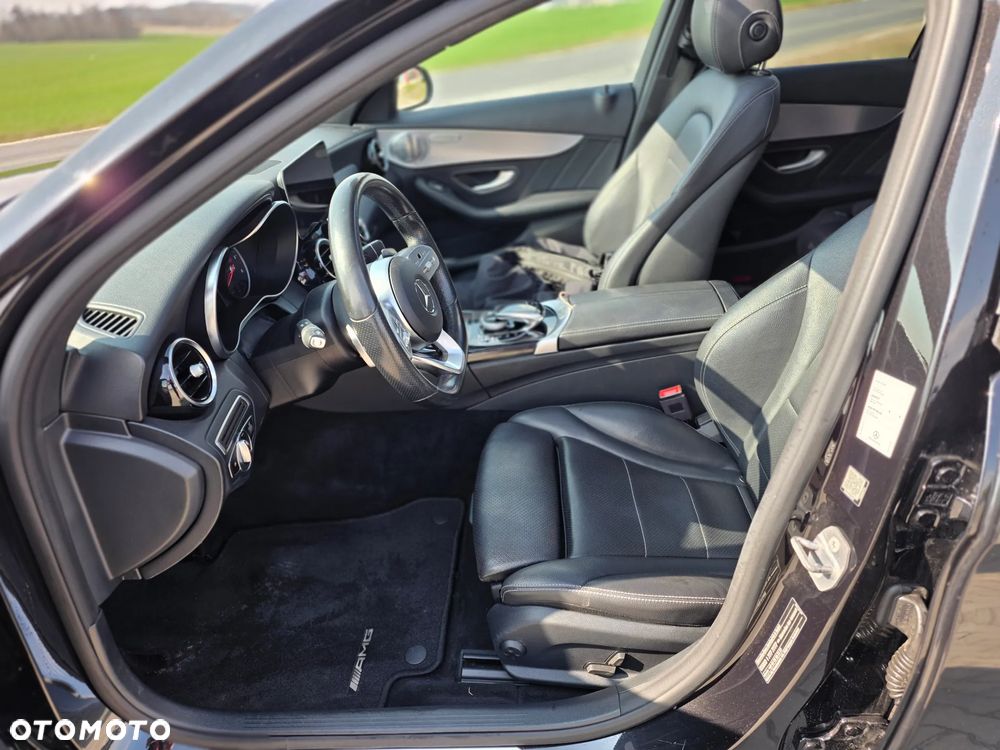 Mercedes-Benz Klasa C 300 d 9G-TRONIC - 18