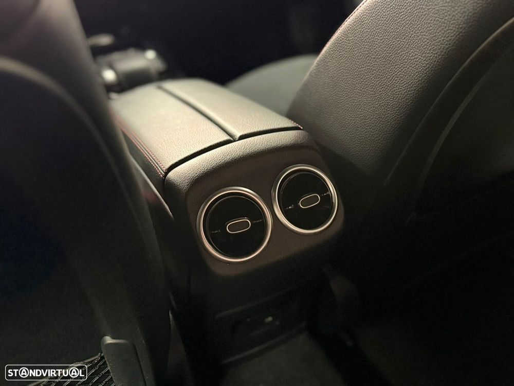 Mercedes-Benz A 250 e 8G-DCT AMG Line Advanced Plus - 13