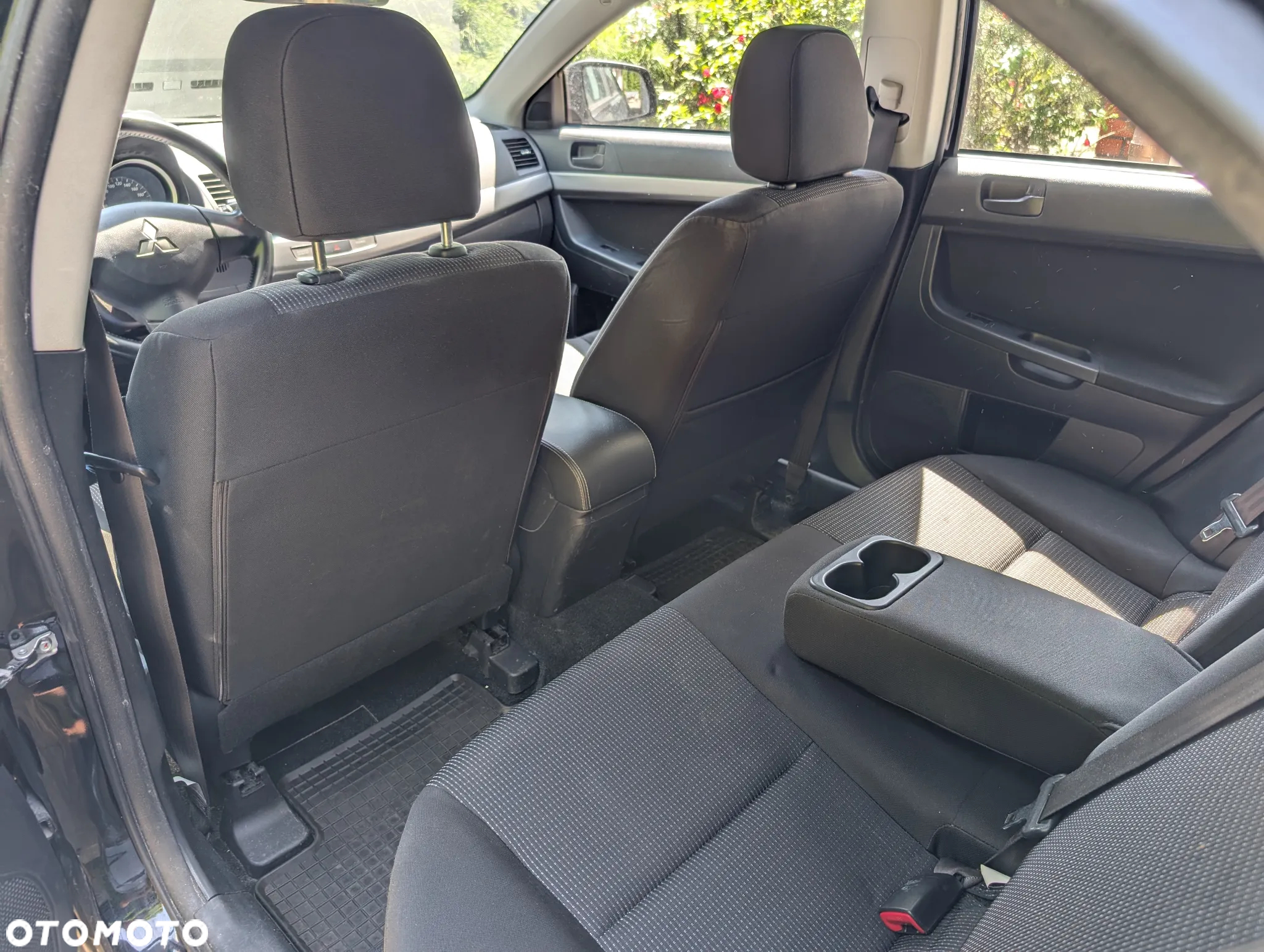 Mitsubishi Lancer 1.6 Inform - 11