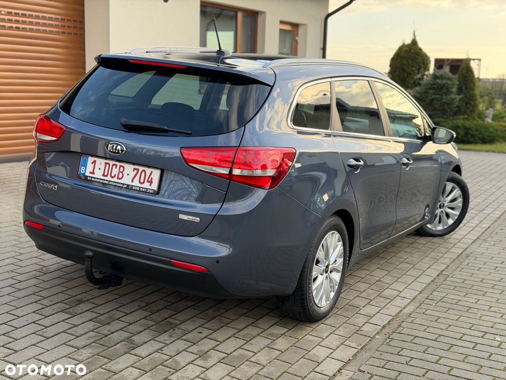 Kia Ceed - 26