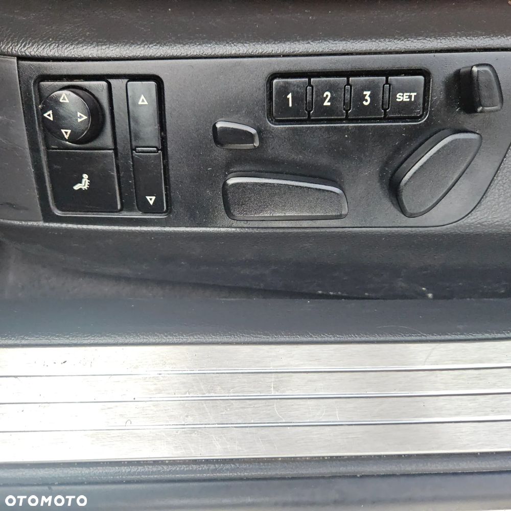 Volkswagen Phaeton 3.0 V6 TDI 4Mot (5 os.) - 22