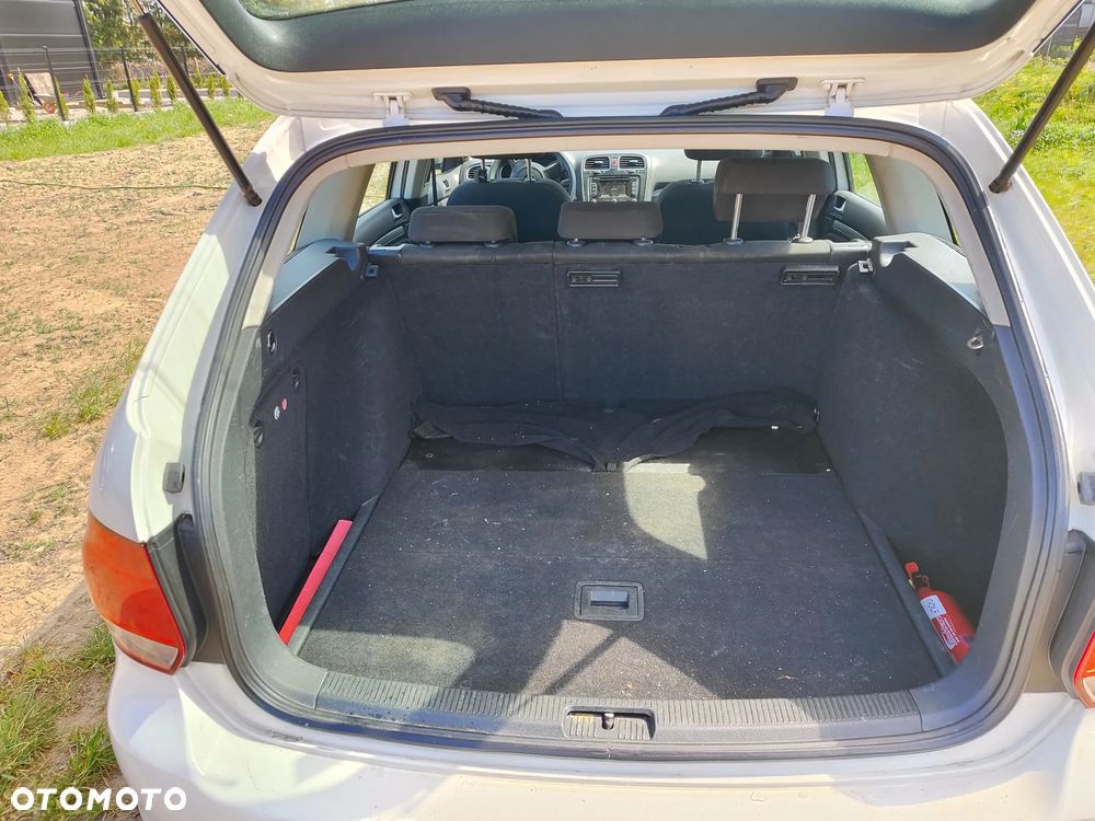 Volkswagen Golf 1.6 TDI Comfortline - 5