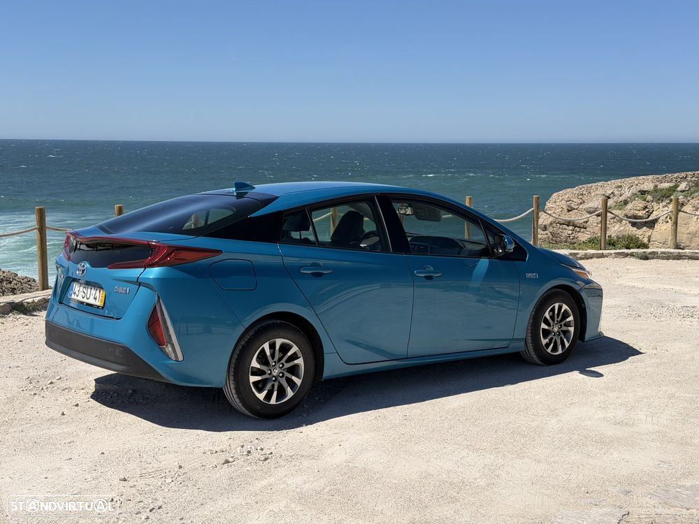 Toyota Prius 1.8 Plug-In Premium - 4
