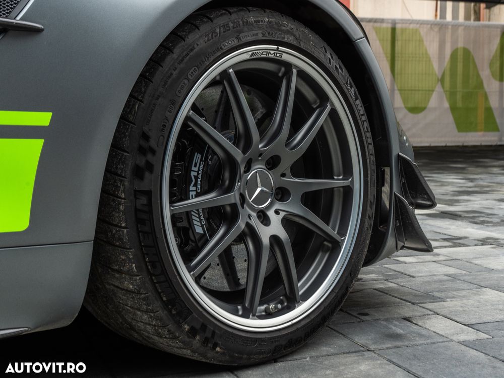 Mercedes-Benz AMG GT - 23