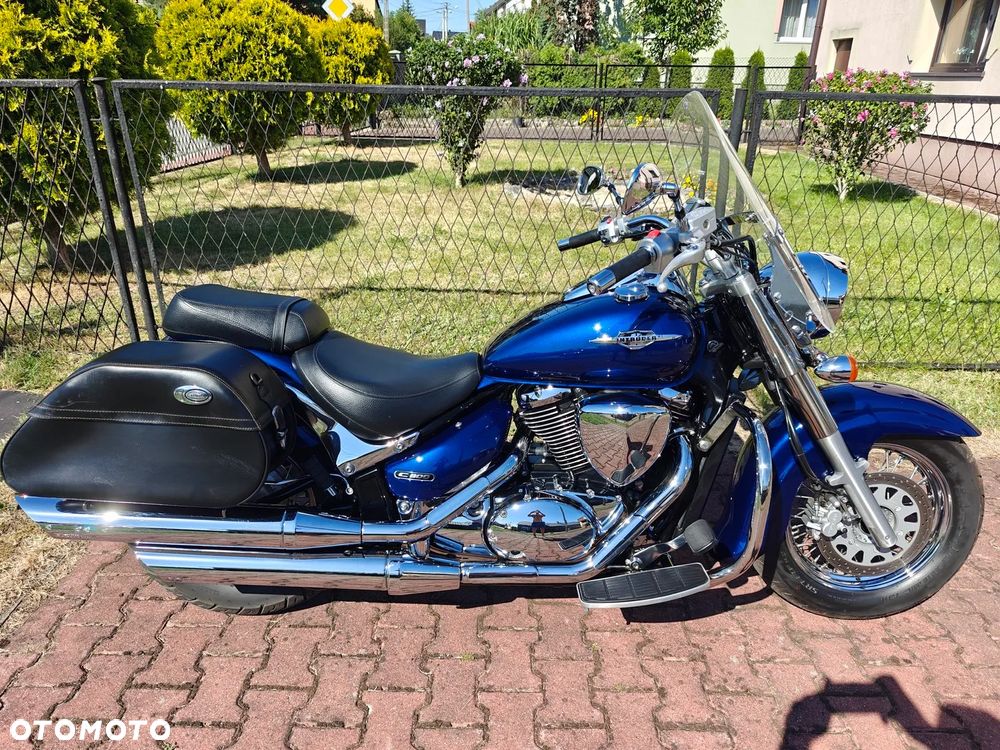 Suzuki Intruder - 2
