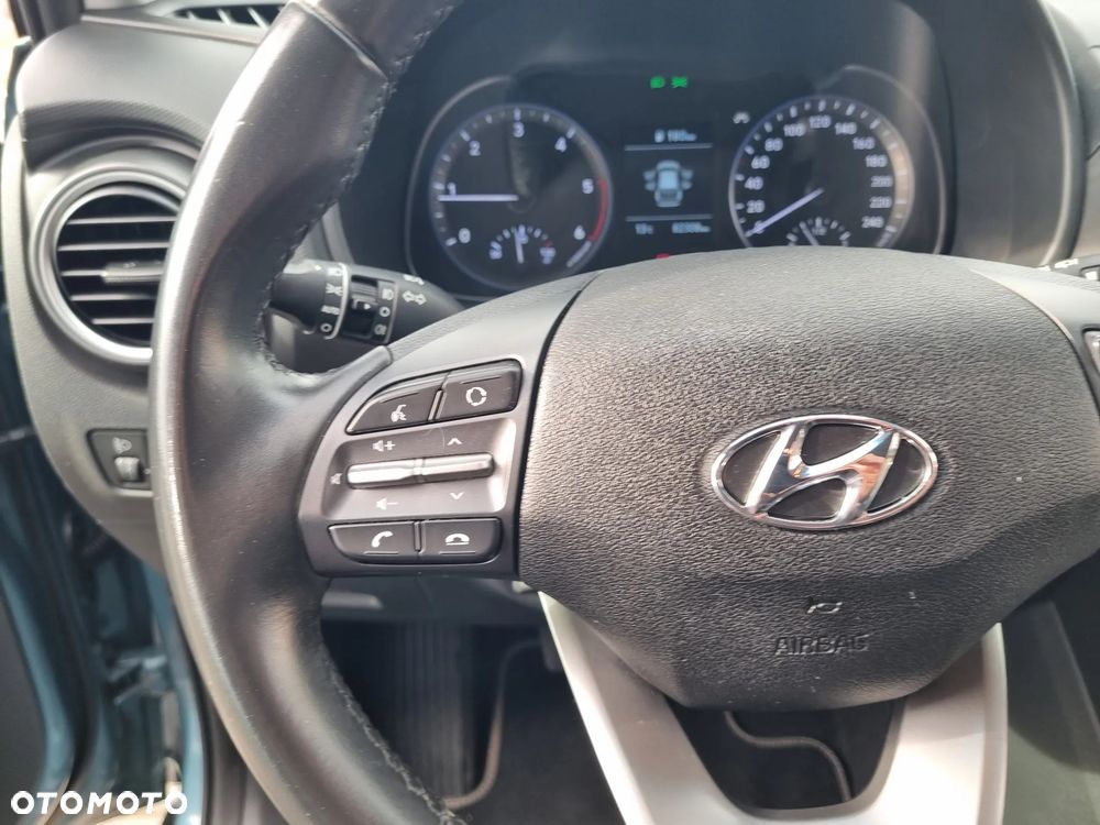 Hyundai Kona - 25