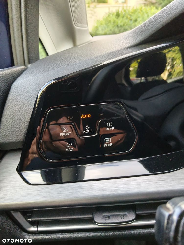 Volkswagen Golf 2.0 TDI Style DSG - 29