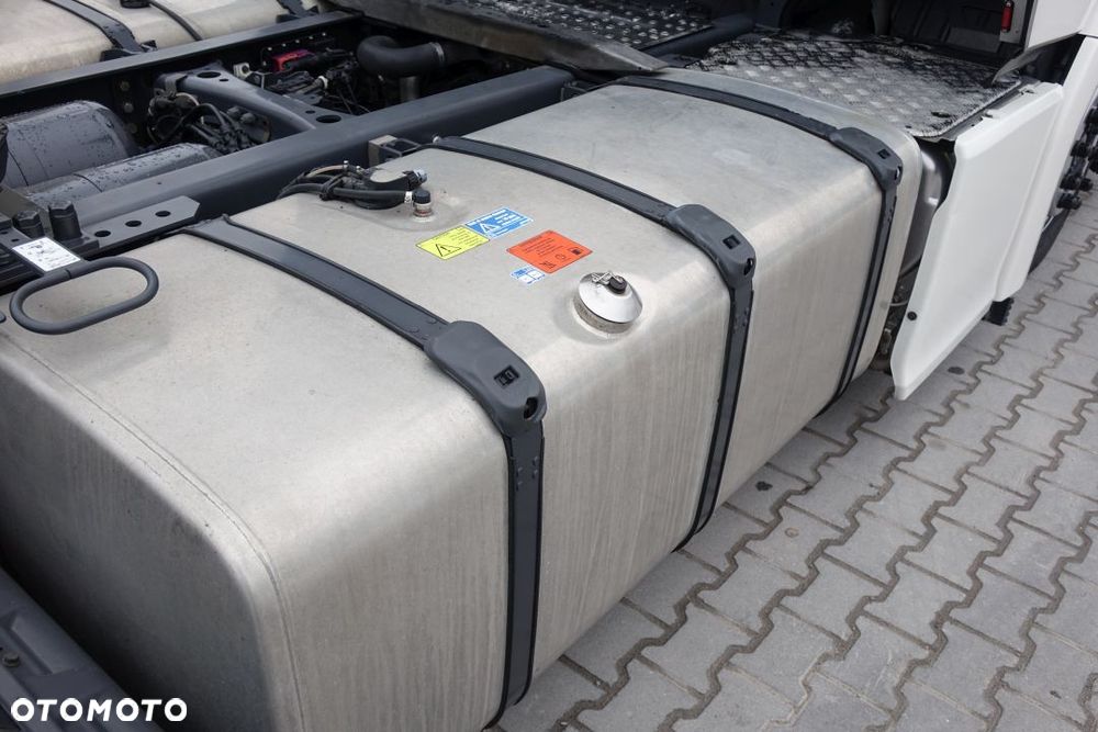 Scania S450 / EURO 6 / MEGA / LOW DECK / AUTOMAT / RETARDER / KLIMATYZACJA POSTOJOWA / LODÓWKA  /  2 ZBIORNIKI 700L / PO KONTRAKCIE - 16