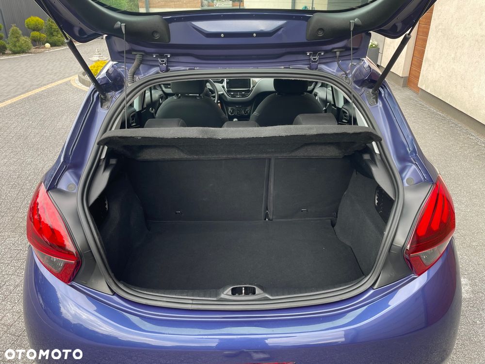 Peugeot 208 82 PureTech Style - 25