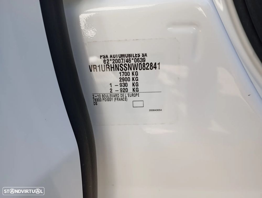 DS DS3 Crossback PureTech 130 Aut. PERFORMANCE LINE + - 6