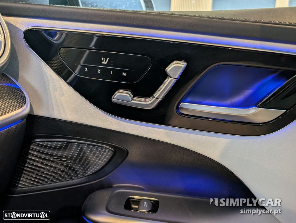 Mercedes-Benz c-300 - 16