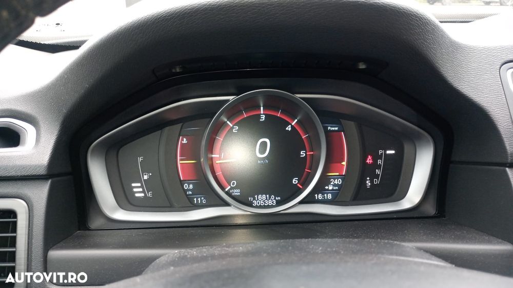 Volvo XC 70 D4 Geartronic Momentum - 11