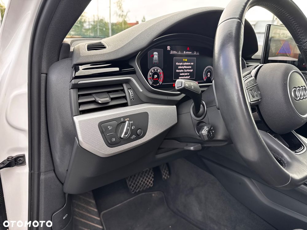 Audi A4 Avant - 16