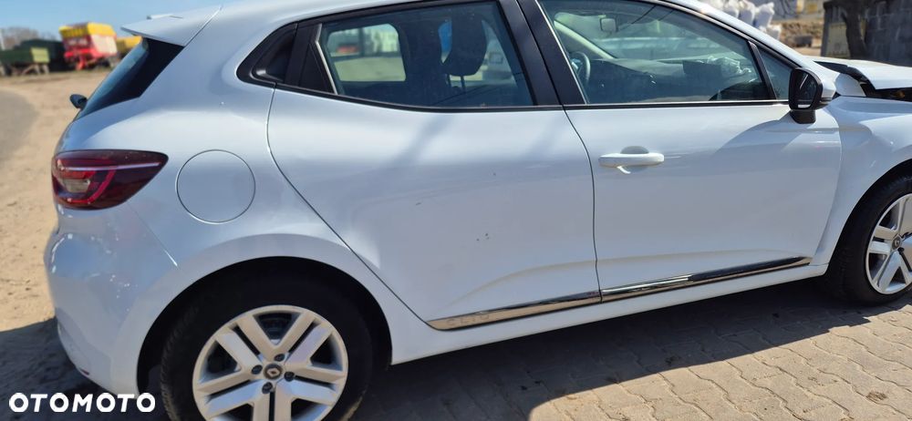 Renault Clio 1.5 Blue dCi Zen - 6