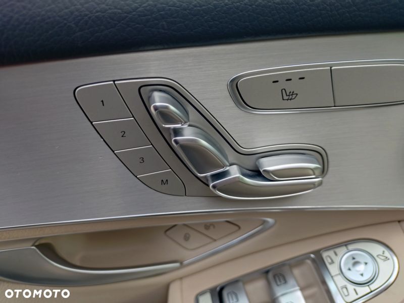 Mercedes-Benz GLC 300 4Matic 9G-TRONIC - 17