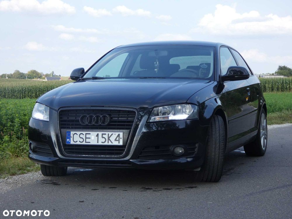 Audi A3 Sportback - 1