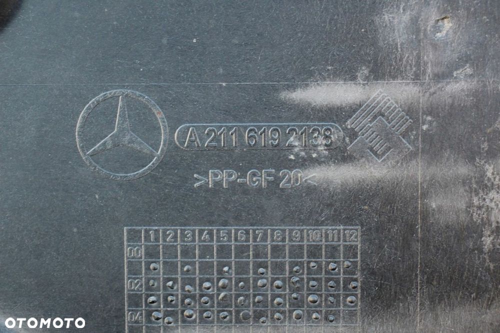 Osłona dolna podwozia PRAWA MERCEDES E-Klasa w211 2116192138 - 2