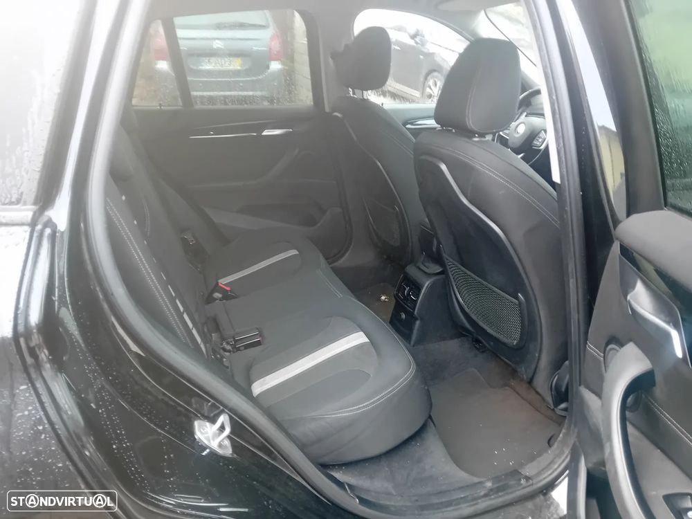 BMW X1 16 d sDrive Line Sport - 9