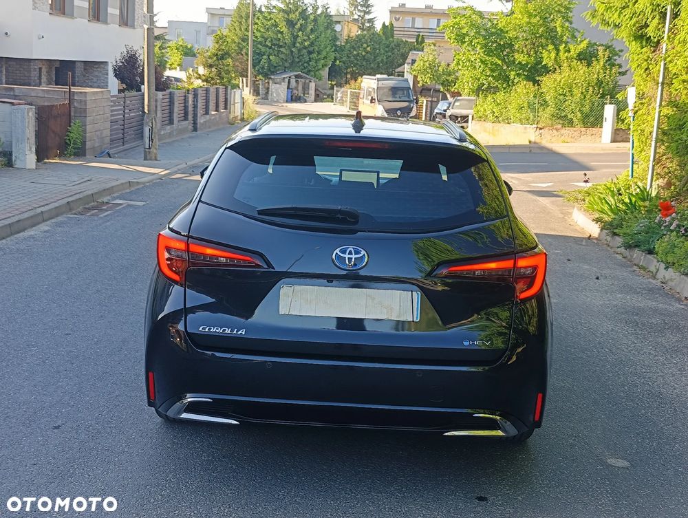 Toyota Corolla 1.8 Business Edition - 24
