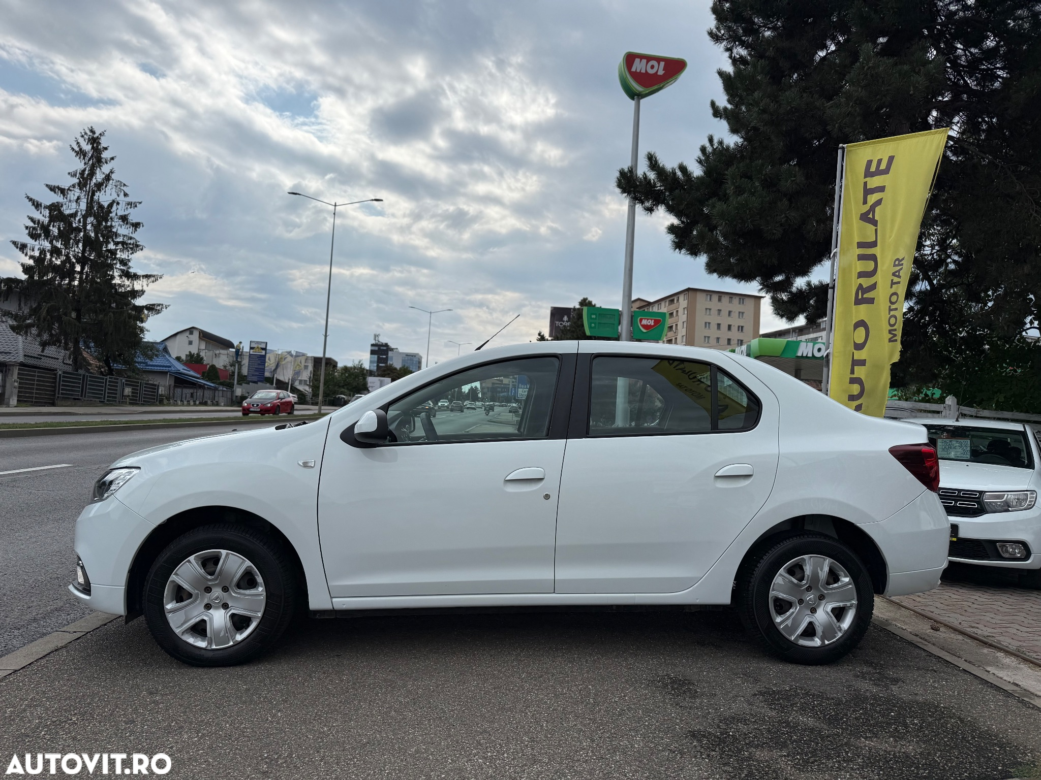 Dacia Logan 1.5 Blue dCi Laureate - 11