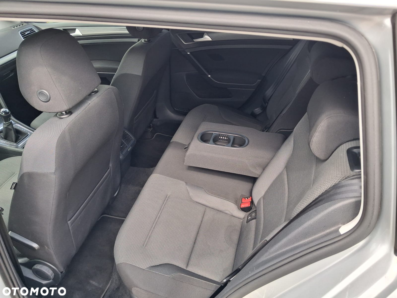 Volkswagen Golf 1.6 TDI (BlueMotion Technology) Comfortline - 14