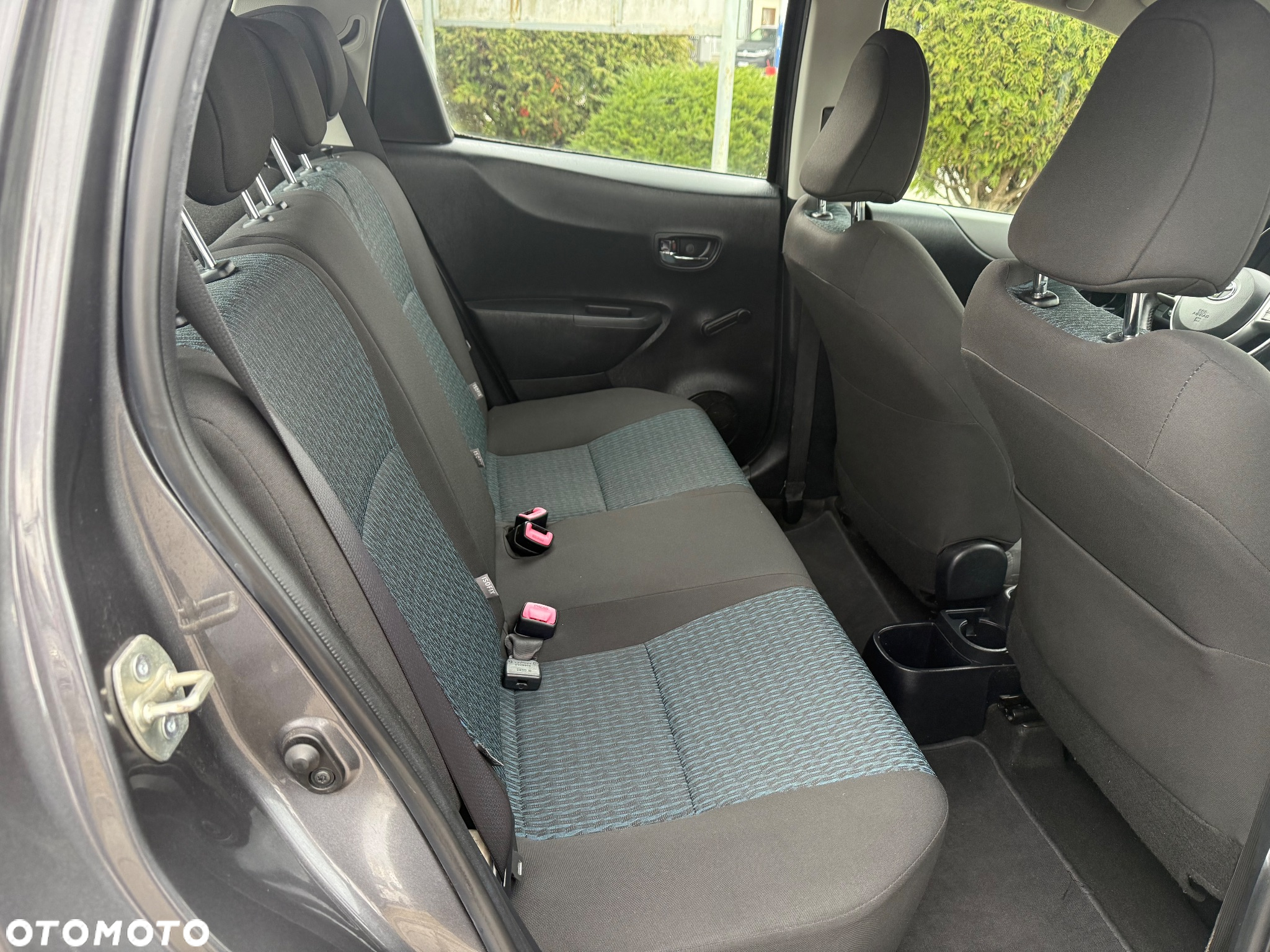 Toyota Yaris - 10