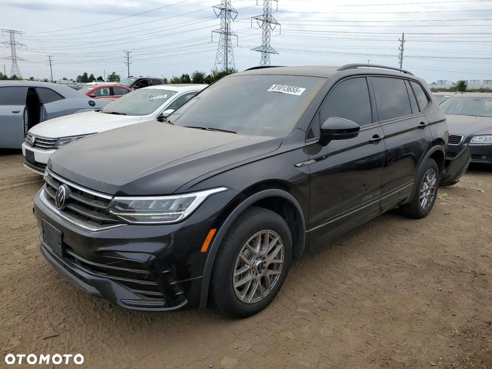 Volkswagen Tiguan - 1
