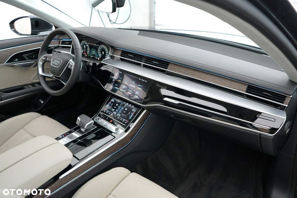 Audi A8 - 28