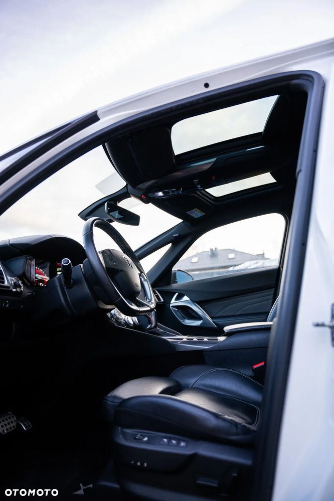 DS Automobiles DS 5 - 17