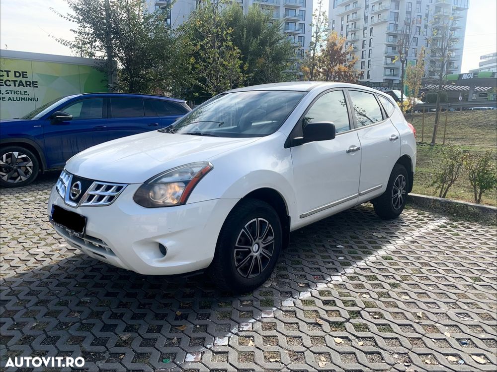 Nissan Rogue - 2