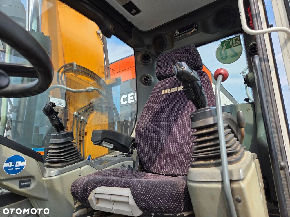 Liebherr A920 / z Niemiec / Stan idealny / - 9