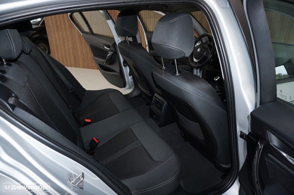 BMW 116 d Line Sport - 6