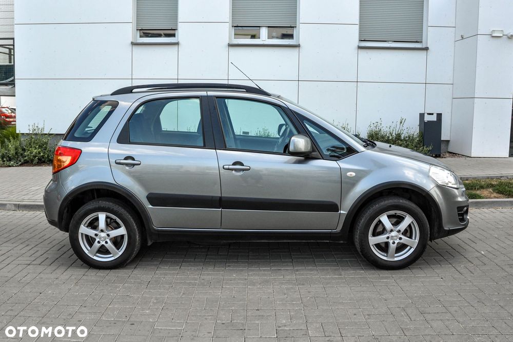 Suzuki SX4 - 5
