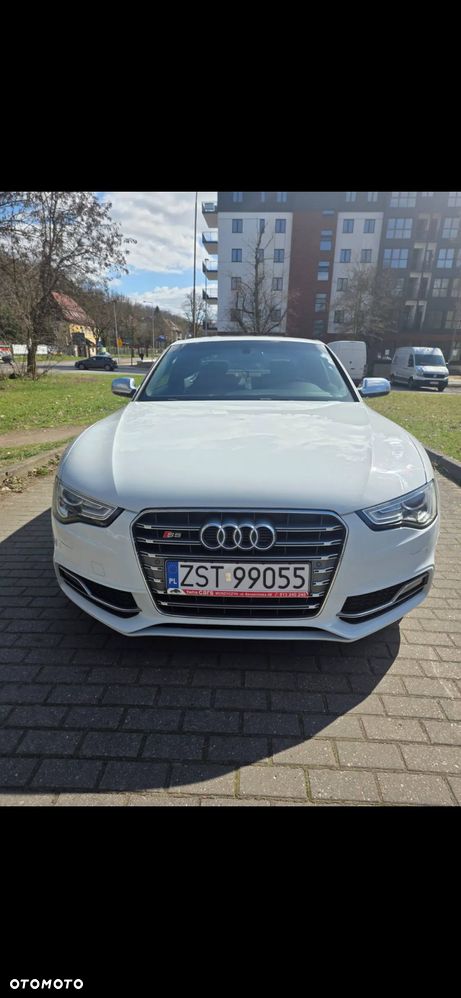Audi S5 Coupé - 1