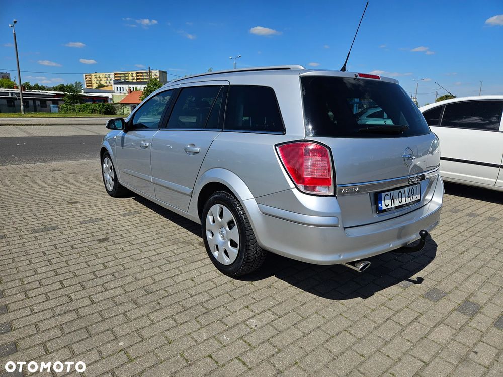 Opel Astra 2.0 Turbo Cosmo - 8