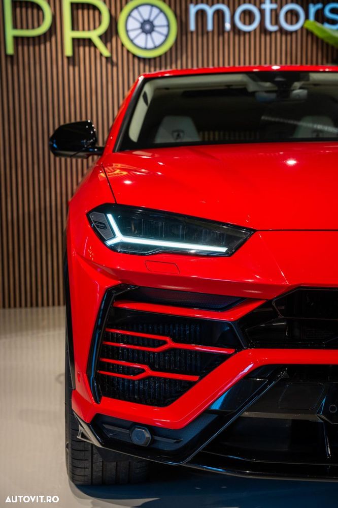 Lamborghini URUS - 7