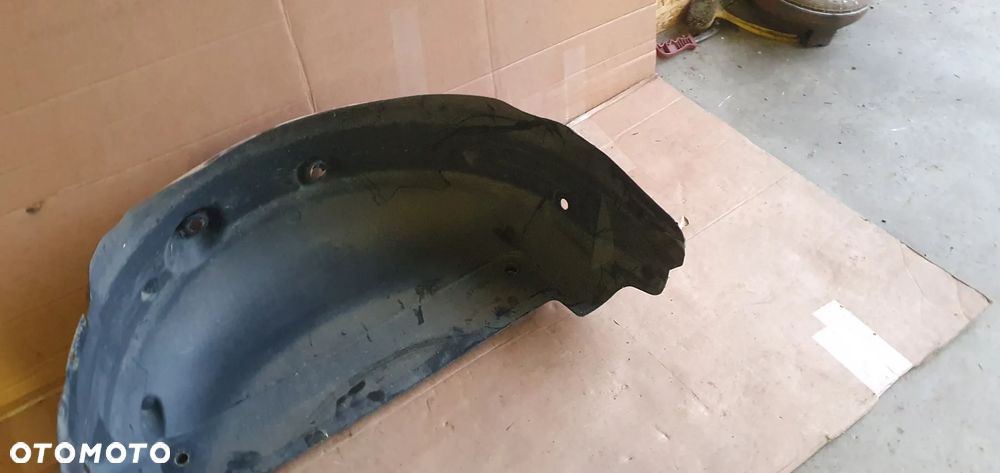 Nadkole prawy tył tylne prawe Renault Trafic III Vivaro B 93867907 767481698R - 4