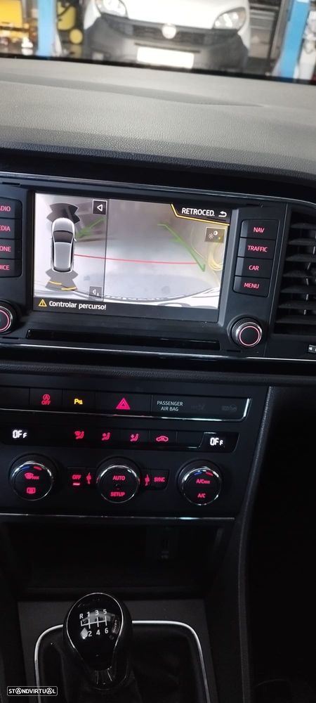 SEAT Leon 1.6 TDI ECOMOTIVE Style - 15