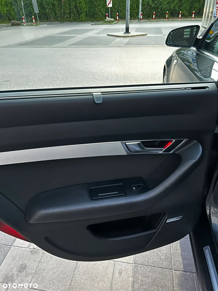 Audi A6 Avant 3.2 FSI - 8