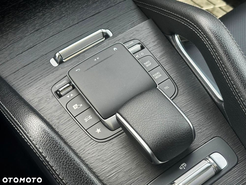 Mercedes-Benz GLE - 17