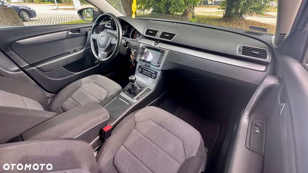 Volkswagen Passat 1.8 TSI Exclusive - 36