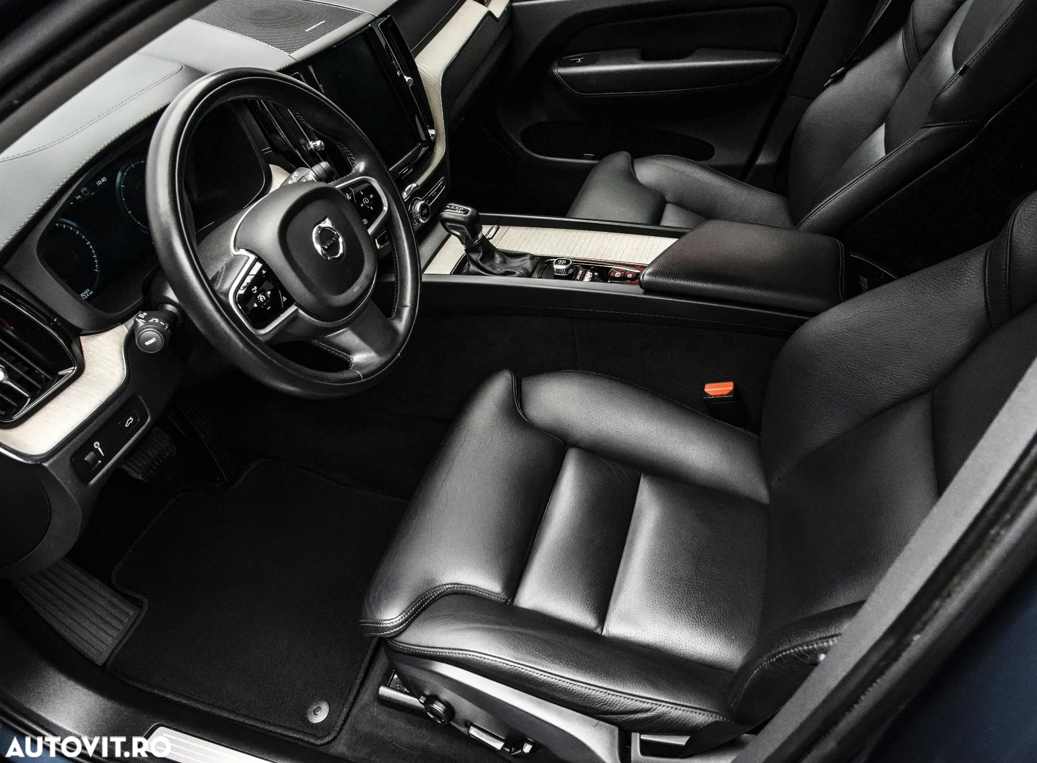Volvo XC 60 D4 Inscription - 12
