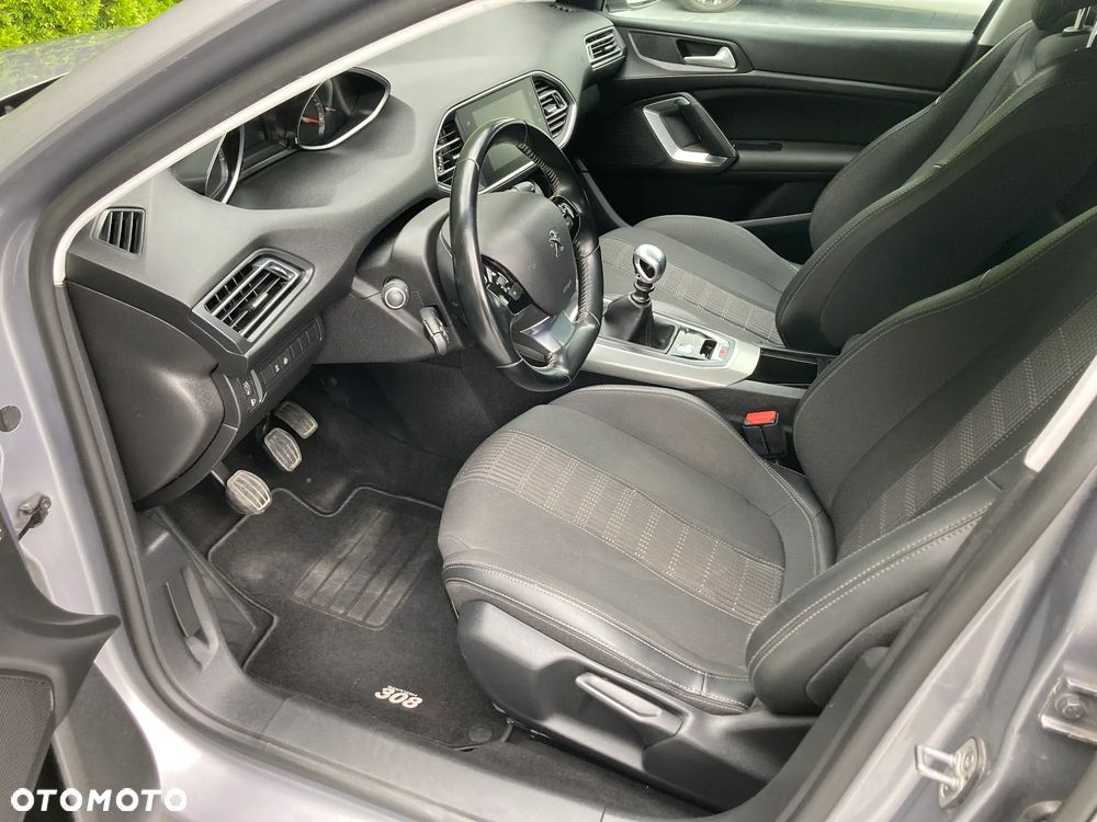 Peugeot 308 1.5 BlueHDi Business Line S&S - 10